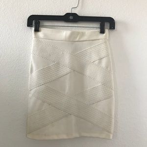 Beige pencil skirt